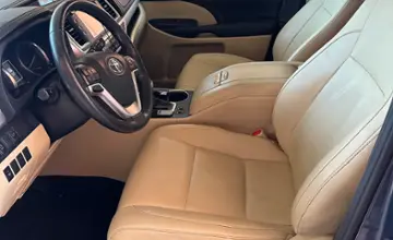 Toyota Highlander 2019 года за 20 000 000 тг. в Шымкент фото 3