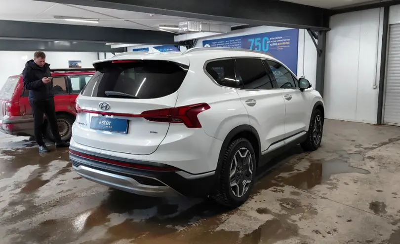 Hyundai Santa Fe 2023 года за 17 500 000 тг. в Астана фото 3