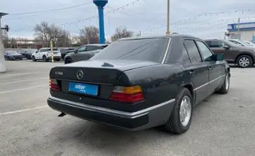 Mercedes-Benz W124 1990 года за 900 000 тг. в Тараз