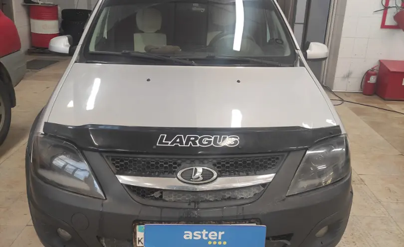 LADA (ВАЗ) Largus Cross 2017 года за 4 800 000 тг. в Актобе фото 2