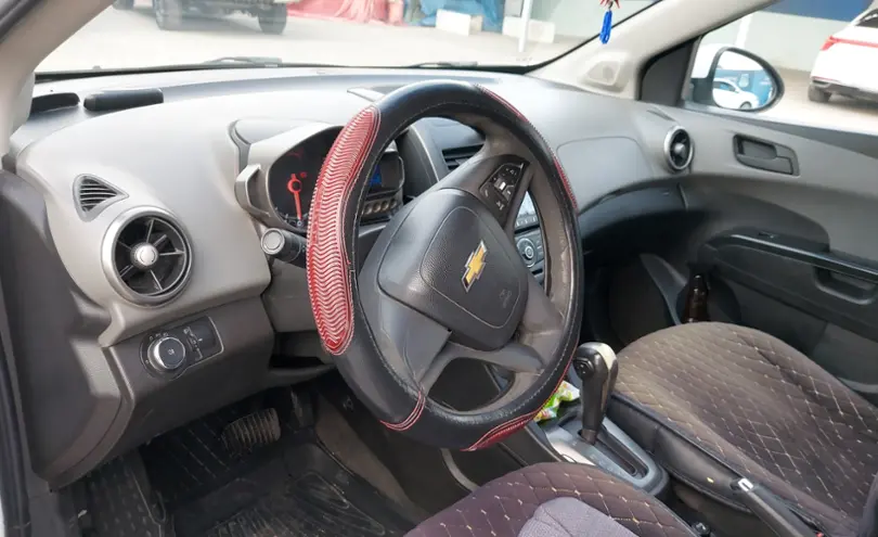 Chevrolet Aveo 2013 года за 3 200 000 тг. в Шымкент фото 5