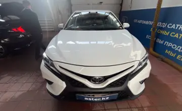 Toyota Camry 2020 года за 13 000 000 тг. в Астана фото 2