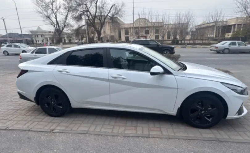 Hyundai Elantra 2023 года за 11 000 000 тг. в Шымкент фото 4