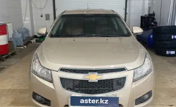 Chevrolet Cruze 2012 года за 4 500 000 тг. в Актобе фото 2