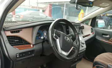 Toyota Sienna 2018 года за 18 000 000 тг. в Шымкент фото 5