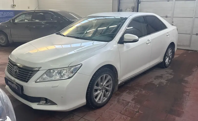 Toyota Camry 2014 года за 9 000 000 тг. в Астана