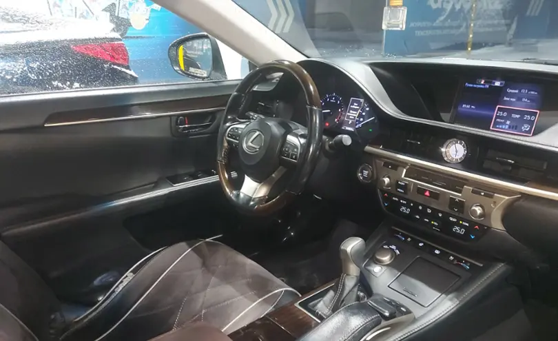 Lexus ES 2016 года за 16 700 000 тг. в Алматы фото 5
