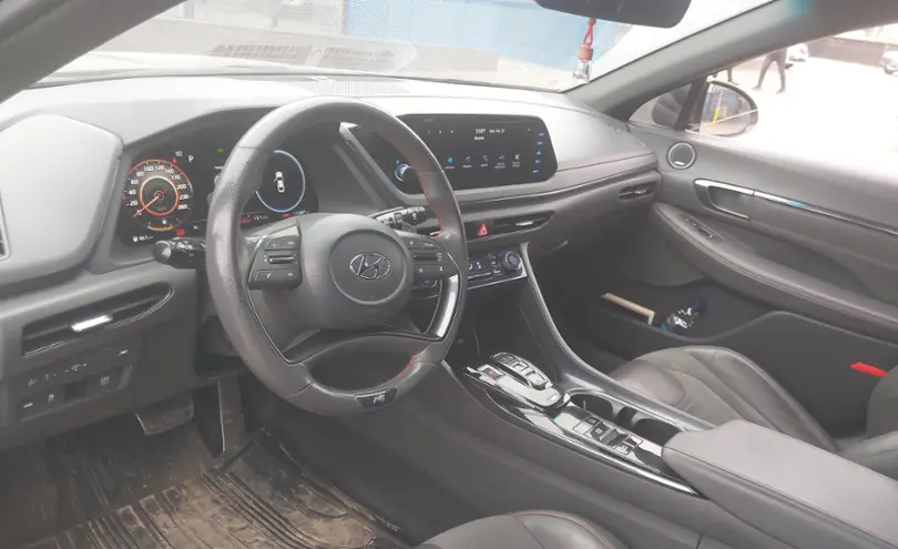 Hyundai Sonata 2022 года за 15 000 000 тг. в Алматы фото 5