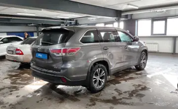 Toyota Highlander 2015 года за 15 000 000 тг. в Астана фото 3