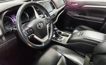 Toyota Highlander 2015 года за 15 000 000 тг. в Астана фото 5