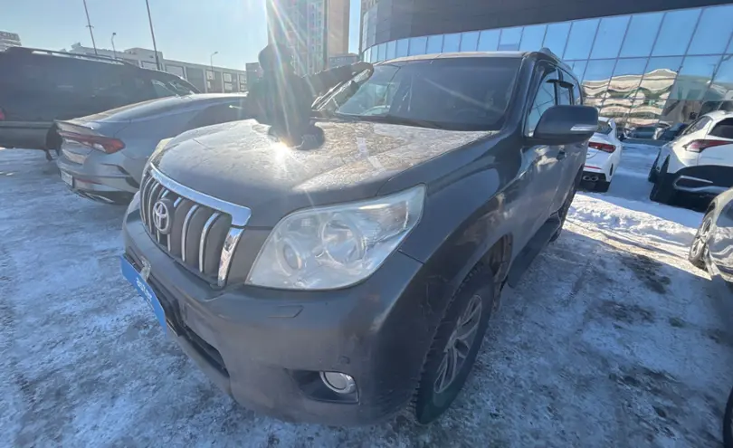 Toyota Land Cruiser Prado 2013 года за 16 000 000 тг. в Астана