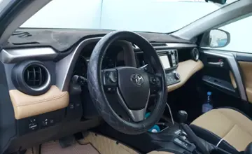 Toyota RAV4 2017 года за 13 700 000 тг. в Шымкент фото 5