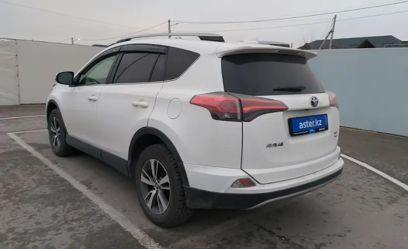 Toyota RAV4 2017 года за 13 700 000 тг. в Шымкент фото 4