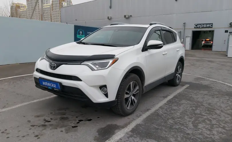Toyota RAV4 2017 года за 13 700 000 тг. в Шымкент