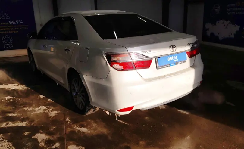 Toyota Camry 2016 года за 10 500 000 тг. в Астана фото 4