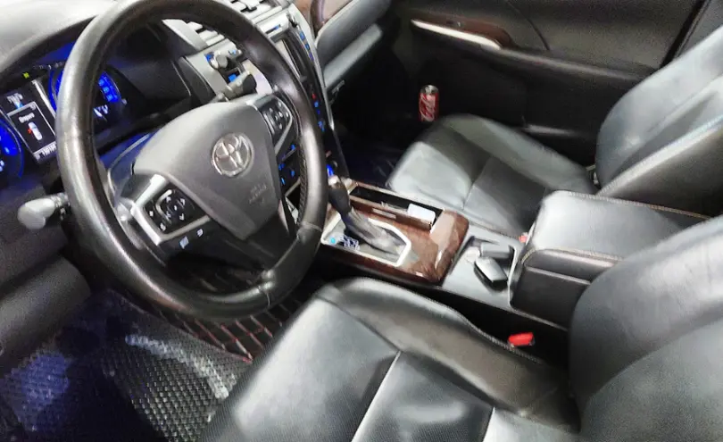 Toyota Camry 2016 года за 10 500 000 тг. в Астана фото 5
