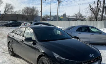 Hyundai Elantra 2023 года за 9 500 000 тг. в Уральск фото 3