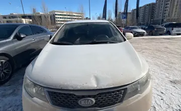 Kia Cerato 2012 года за 4 000 000 тг. в Астана фото 2