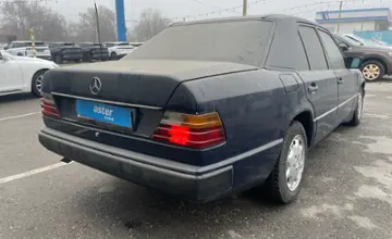 Mercedes-Benz W124 1987 года за 1 500 000 тг. в Тараз