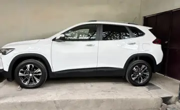 Chevrolet Tracker 2023 года за 9 800 000 тг. в Шымкент фото 3