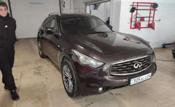 Infiniti FX 2010 года за 11 000 000 тг. в Актобе фото 3