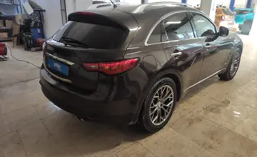 Infiniti FX 2010 года за 11 000 000 тг. в Актобе