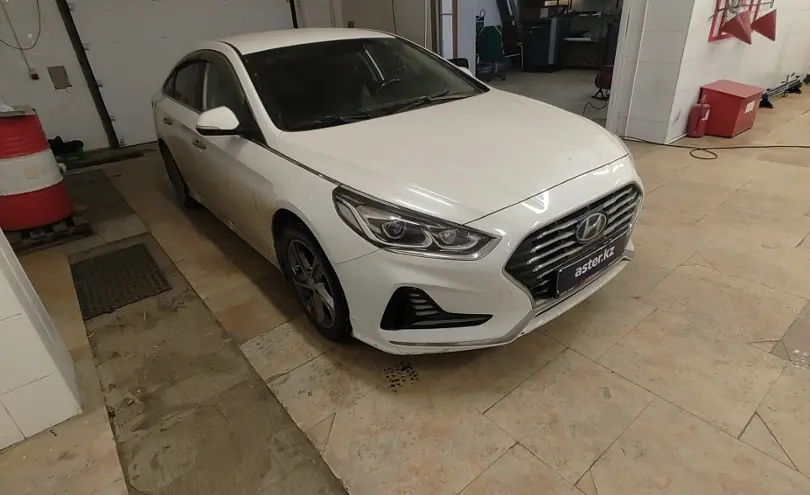 Hyundai Sonata 2017 года за 8 500 000 тг. в Актобе фото 3
