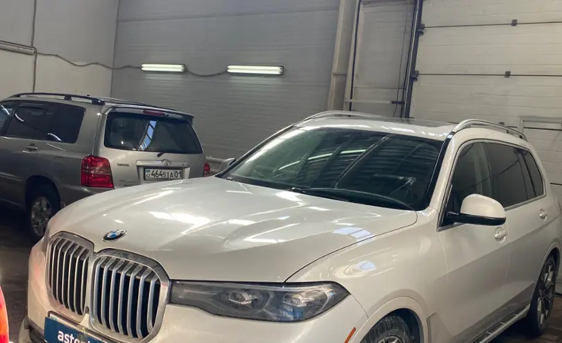 BMW X7 2019 года за 36 000 000 тг. в Астана