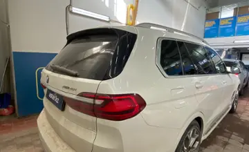 BMW X7 2019 года за 36 000 000 тг. в Астана