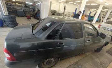 LADA (ВАЗ) Priora 2009 года за 1 000 000 тг. в Актобе фото 4