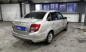 LADA (ВАЗ) Granta 2020 года за 3 900 000 тг. в Астана фото 3