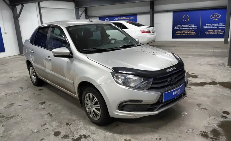 LADA (ВАЗ) Granta 2020 года за 3 900 000 тг. в Астана фото 2