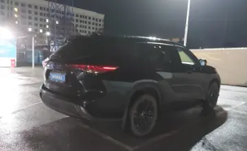 Toyota Highlander 2021 года за 25 000 000 тг. в Шымкент фото 3