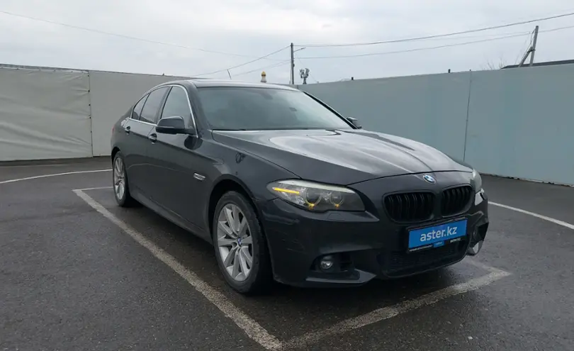 BMW 5 серии 2016 года за 11 500 000 тг. в Шымкент фото 2