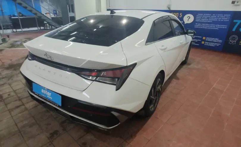 Hyundai Elantra 2023 года за 9 000 000 тг. в Астана фото 5