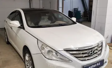 Hyundai Sonata 2010 года за 6 000 000 тг. в Актобе фото 3