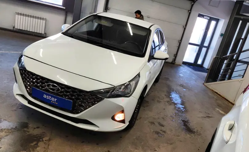 Hyundai Accent 2020 года за 6 500 000 тг. в Астана