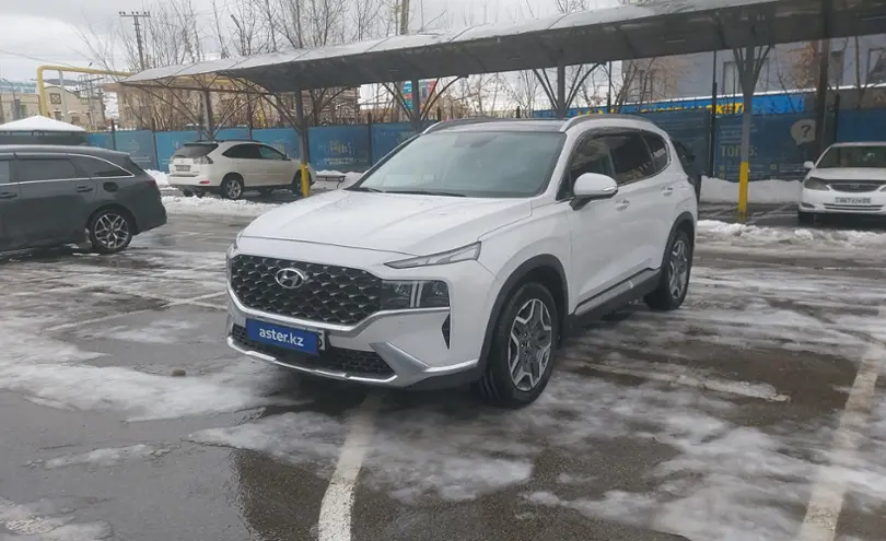 Hyundai Santa Fe 2023 года за 17 500 000 тг. в Алматы