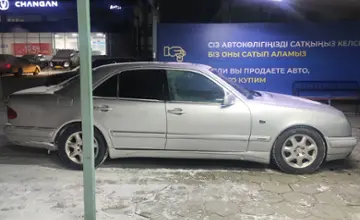 Mercedes-Benz E-Класс 1996 года за 2 500 000 тг. в Талдыкорган фото 4