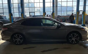 Toyota Camry 2020 года за 11 500 000 тг. в Караганда фото 4