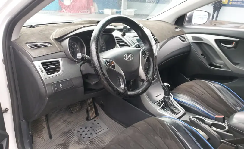 Hyundai Elantra 2014 года за 5 500 000 тг. в Шымкент фото 5