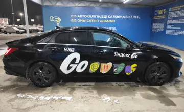 Hyundai Elantra 2021 года за 6 550 000 тг. в Алматы фото 4