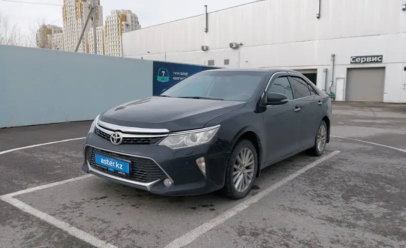 Toyota Camry 2016 года за 10 000 000 тг. в Шымкент