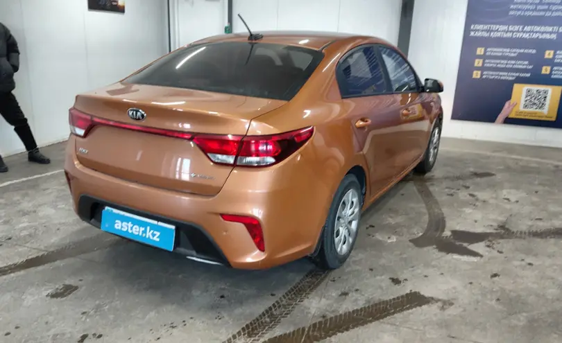 Kia Rio 2019 года за 6 800 000 тг. в Астана фото 3