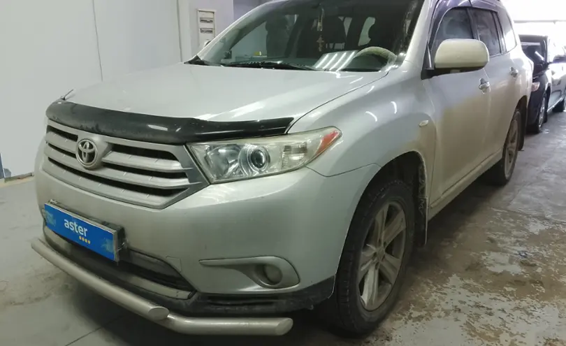 Toyota Highlander 2010 года за 12 700 000 тг. в Павлодар