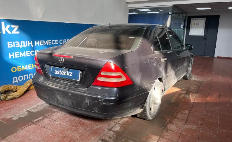 Mercedes-Benz C-Класс 2000 года за 2 200 000 тг. в Астана фото 5