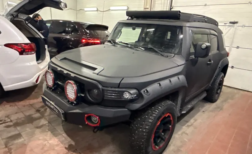 Toyota FJ Cruiser 2007 года за 14 900 000 тг. в Астана