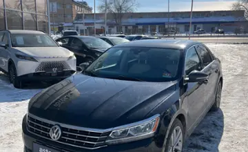 Volkswagen Passat 2017 года за 8 000 000 тг. в Уральск фото 3