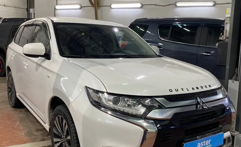 Mitsubishi Outlander 2022 года за 10 000 000 тг. в Астана фото 3