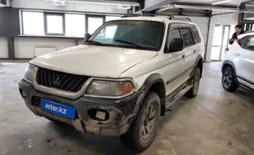 Mitsubishi Montero Sport 2000 года за 1 500 000 тг. в Астана фото 1